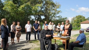 Попове и ходжа благословиха санирането в Лозница