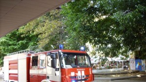 Гасене на пожар и евакуация на застрашени хора демонстрираха огнеборците