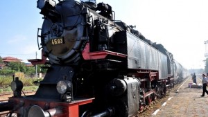 Уникален парен локомотив мина през Хасково и Димитровград