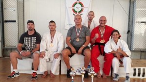 Бургаските полицаи трети по карате и лична защита