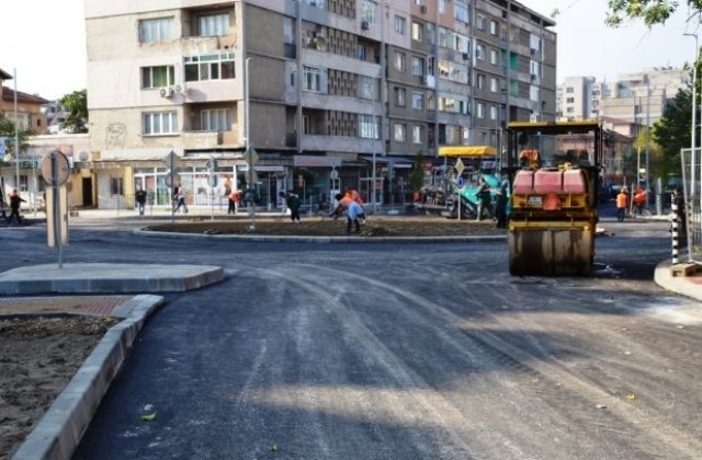 Днес пускат кръговото кръстовище на бул. Джеймс Баучер в Благоевград