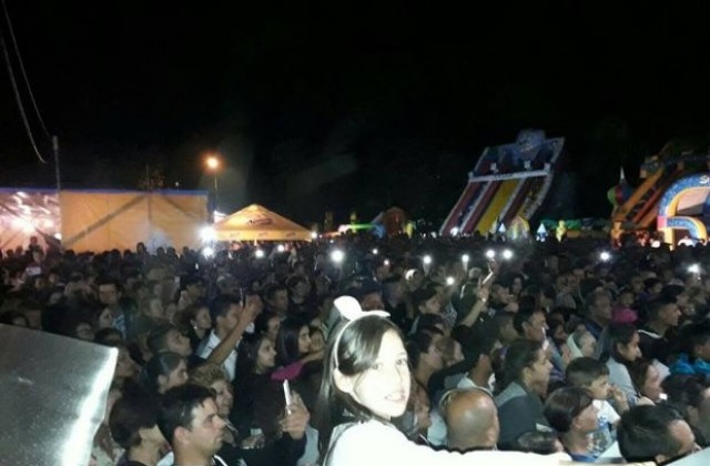 5000 пяха с Преслава снощи, днес в Гоце Делчев пристига Румяна Попова