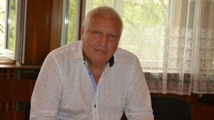 Депутатът Васил Антонов изпрати поздравителни адреси до училищата в областта