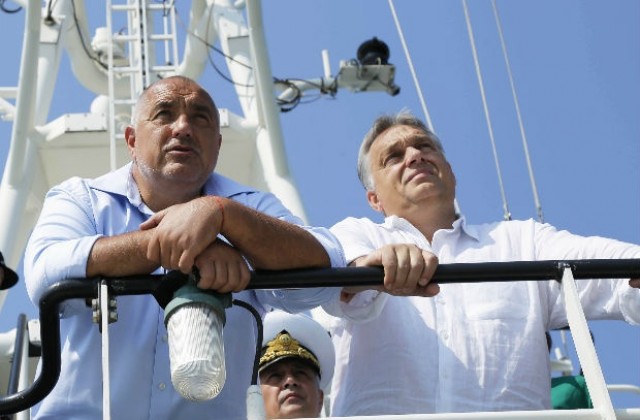 Борисов и Орбан провериха и синята граница