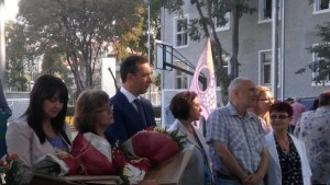 Първият звънец удари На добър час ученици