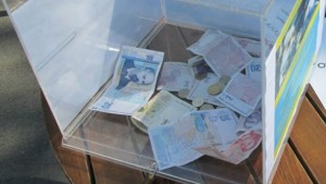 С дарение на средства за болни деца започна учебната година