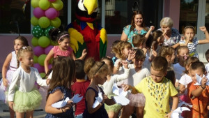 Откриха обновената детска градина Надежда в Нова Загора