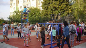 Откриха нова спортна площадка в квартал Балик