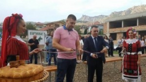 Откриха площадка за стрийт фитнес в Сливен