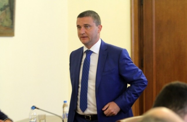 Горанов вижда във влошения диалог между бизнес и синдикати предизборна пушилка