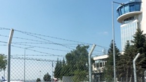 Храна и напитки на пътниците от авариралия самолет нов полет