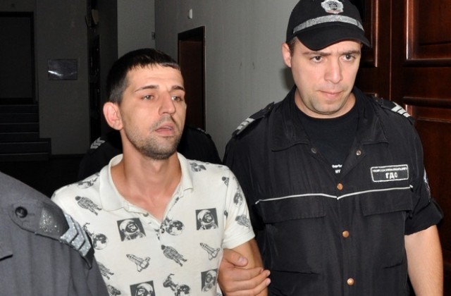 Оставиха Ивайло Митев в ареста, бил съучастник за убийството на Зомба