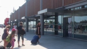 Пак отложиха полета на авариралия самолет в Бургас Wizz air