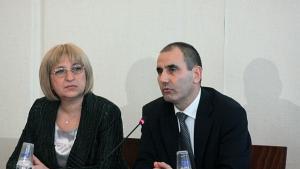 Цветан Цветанов и Цецка Цачева провеждат работна среща с местните