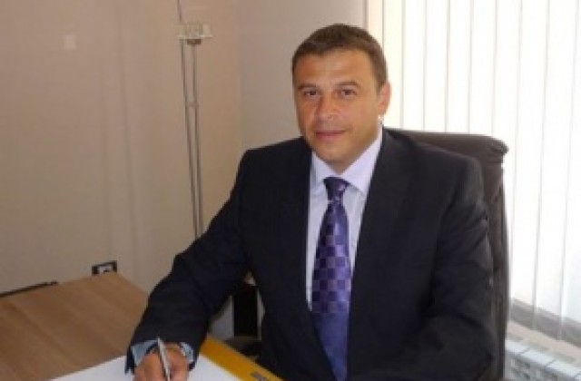Кметът Камбитов забрани събирането на пари в детските градини