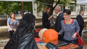 Откриха изложението Подкрепете българското в Монтана