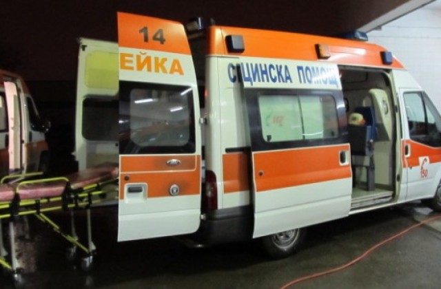 Селски бой прати младеж в болница