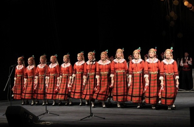 При лошо време местят фолклорния концерт в Дома на културата