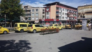 700 лв годишен данък за такситата в Дупница