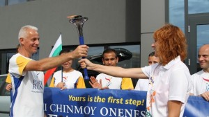 Факелът на Световния пробег за мир премина през Стара Загора