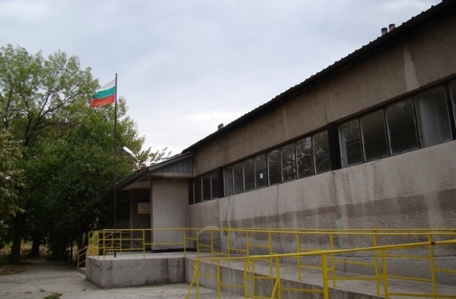 РСО на КТ Подкрепа в Димитровград с дарение за социален център