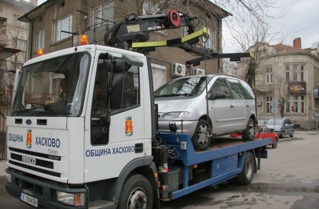 „Паякът” в Хасково щ вдига отново паркирани неправилно коли
