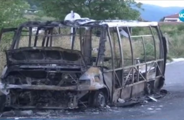 Пастир спаси туристи от горящ автобус край Созопол