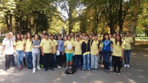 Боядисани пейки и почистени паркове след акция Мини на чисто