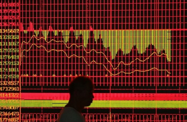 Китай инвестирал в чужбина 145 млрд. долара през 2015 г.