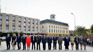Почести и ритуалпоклонение в Сливен за Деня на независимостта