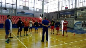 Янев и Кьосев тренират с баскетболния Черно море