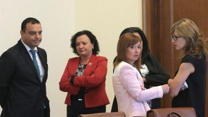 Регламентира се процедурата за достъп до пазара на труда на