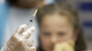 Деца получиха обриви след ваксина