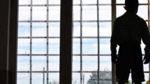 В интернат заради кражба на списание