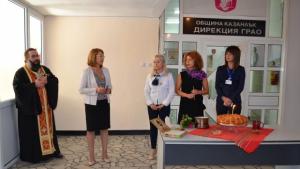 Осветиха обновената сграда на общинската администрация на бул Александър Батенберг