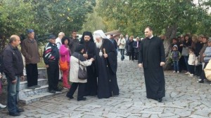 Българският патриарх Неофит е в Ресилово