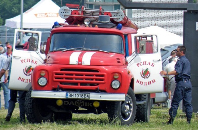 Запалиха детски атракцион