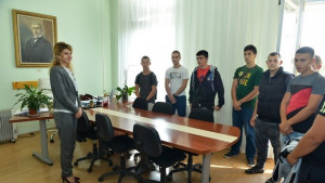 Пепа Чиликова към ученици Знанието е Вашата сила