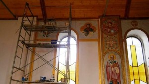 Изписват църква с кампания във Facebook