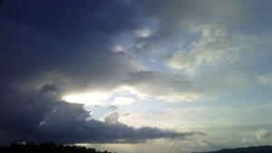 Променлива облачност и температури около 15 градуса