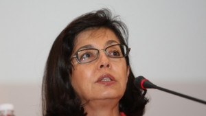 Кунева разпореди проверка на варненски университет