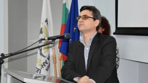 Проф Славчо Томов Мястото на медицинските колежи в България е
