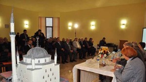 Главният мюфтия Ще продължим да настояваме джамията да се ремонтира