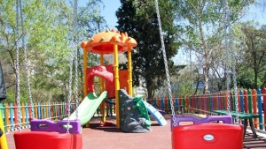 Въвеждат електронен прием в учебни и детски заведения