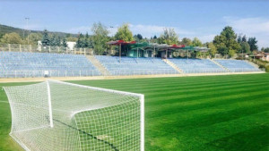 Нови футболни врати на стадиона в Албена