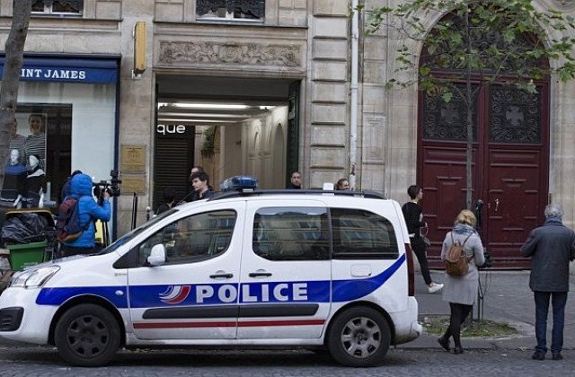 Четирима френски полицаи пострадаха от коктейли Молотов