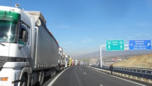 Превозвачи блокират границите ако не се реши проблемът с бавното