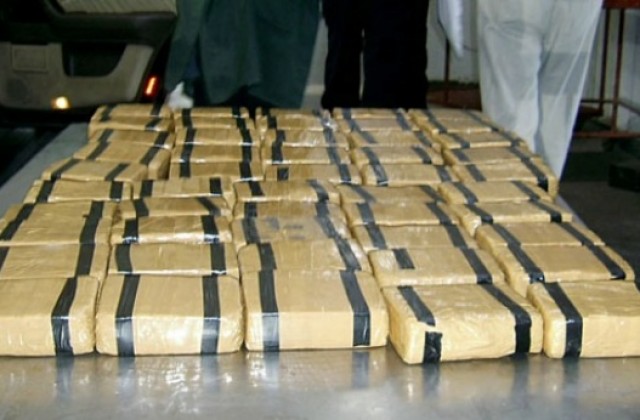 Наркотрафикант натъпка  Рено с 30 кг хероин