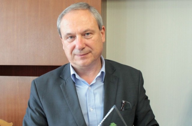 Кметът на Търговище представи наградата „Екообщина 2016