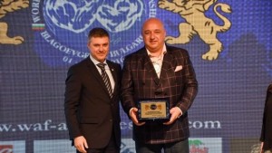 Живко Тодоров ще се срещне със състезателка по канадска борба